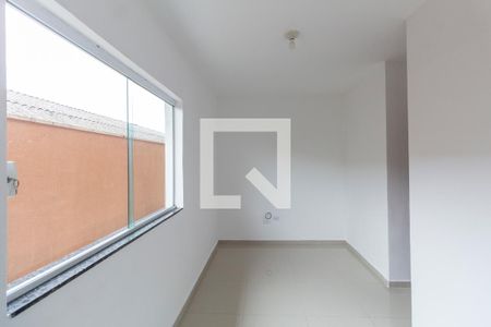 Sala  de casa de condomínio para alugar com 2 quartos, 65m² em Vila Pierina, São Paulo