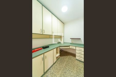 Apartamento para alugar com 182m², 3 quartos e 3 vagasQuarto de Serviço