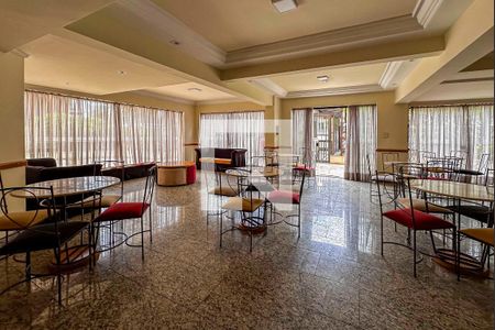 Apartamento para alugar com 182m², 3 quartos e 3 vagasÁrea comum - Salão de festas