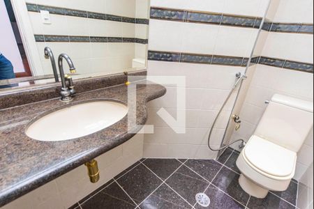 Apartamento para alugar com 182m², 3 quartos e 3 vagasLavabo