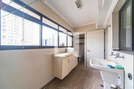 Apartamento para alugar com 182m², 3 quartos e 3 vagasÁrea de Serviço