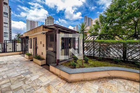 Apartamento para alugar com 182m², 3 quartos e 3 vagasFachada e portaria