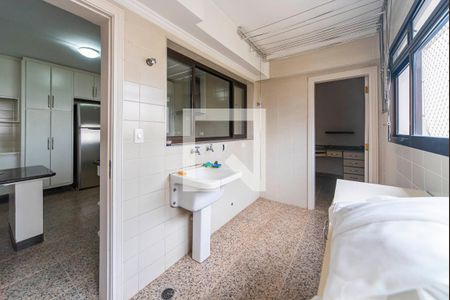 Apartamento para alugar com 182m², 3 quartos e 3 vagasÁrea de Serviço