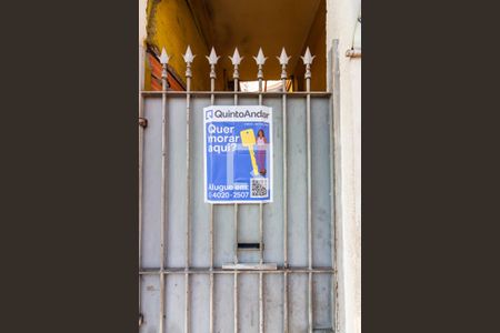 Casa para alugar com 50m², 1 quarto e sem vaga Casa para alugar com 50m², 1 quarto e sem vagaPlaca de Anuncio