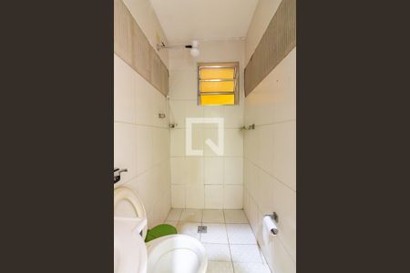 Banheiro de casa para alugar com 1 quarto, 50m² em Jardim Peri, Osasco