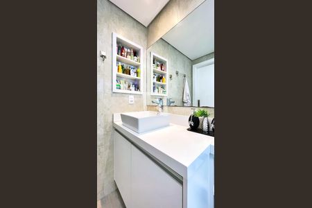 Apartamento à venda com 122m², 3 quartos e 2 vagasBanheiro da Suíte 3