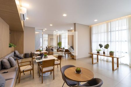 Apartamento para alugar com 67m², 2 quartos e 1 vagaÁrea comum