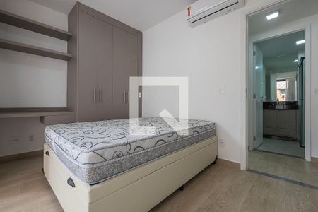 Quarto 1 de apartamento para alugar com 2 quartos, 55m² em Pinheiros, São Paulo