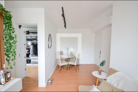 Sala de apartamento para alugar com 2 quartos, 42m² em São Cristóvão, Rio de Janeiro