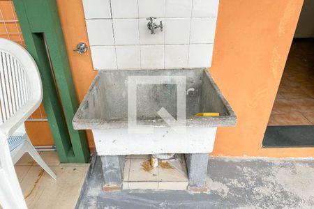 Casa para alugar com 60m², 1 quarto e sem vagaQuintal - Área de Serviço 