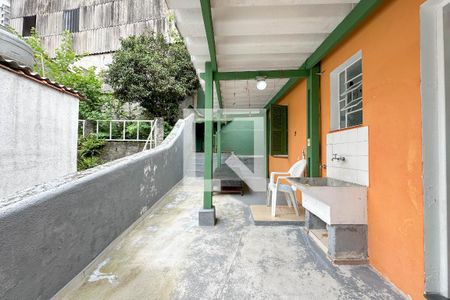 Casa para alugar com 60m², 1 quarto e sem vagaQuintal - Área de Serviço 