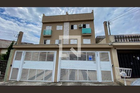 Apartamento à venda com 84m², 2 quartos e 1 vaga Apartamento à venda com 84m², 2 quartos e 1 vagaFachada