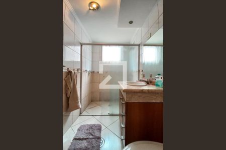 Banheiro de apartamento à venda com 1 quarto, 49m² em Botafogo, Campinas