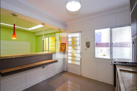 Casa para alugar com 115m², 2 quartos e 2 vagas Casa para alugar com 115m², 2 quartos e 2 vagasCozinha