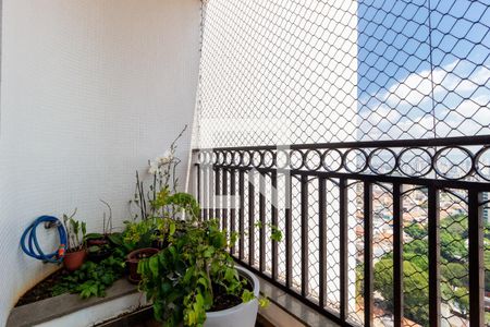 Apartamento à venda com 340m², 5 quartos e 4 vagas Apartamento à venda com 340m², 5 quartos e 4 vagasVaranda - Quarto