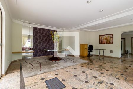 Apartamento à venda com 340m², 5 quartos e 4 vagas Apartamento à venda com 340m², 5 quartos e 4 vagasHall social