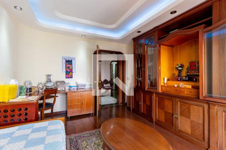 Apartamento à venda com 340m², 5 quartos e 4 vagas Apartamento à venda com 340m², 5 quartos e 4 vagasQuarto