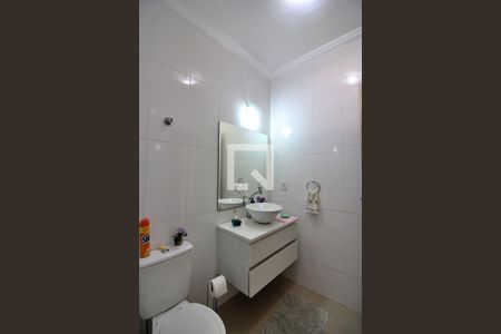 Casa à venda com 170m², 3 quartos e 2 vagasBanheiro Social