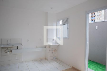 Sala/Cozinha/Área de Serviço de apartamento para alugar com 2 quartos, 50m² em Jardim Santa Clara do Lago Ii, Hortolândia