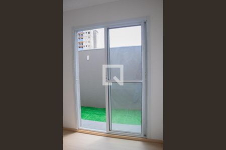 Apartamento para alugar com 50m², 2 quartos e 1 vaga Apartamento para alugar com 50m², 2 quartos e 1 vagaVaranda