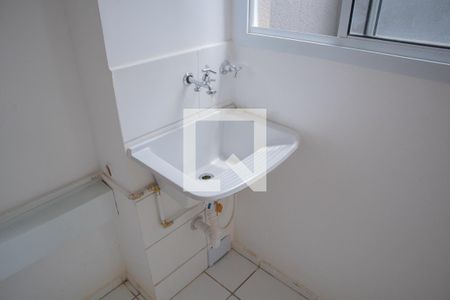 Sala/Cozinha/Área de Serviço de apartamento para alugar com 2 quartos, 50m² em Jardim Santa Clara do Lago Ii, Hortolândia