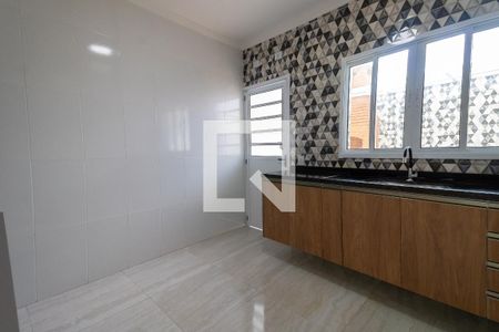 Casa para alugar com 115m², 3 quartos e 2 vagas Casa para alugar com 115m², 3 quartos e 2 vagasCozinha