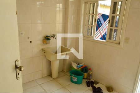 Casa de condomínio à venda com 189m², 3 quartos e 1 vagaÁrea de Serviço 