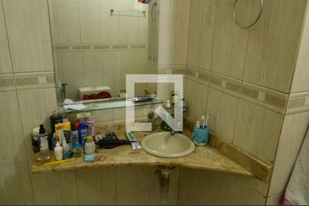 Casa de condomínio à venda com 189m², 3 quartos e 1 vagaBanheiro da Suíte 3