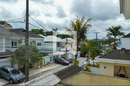 Casa de condomínio à venda com 189m², 3 quartos e 1 vagaVista da Varanda