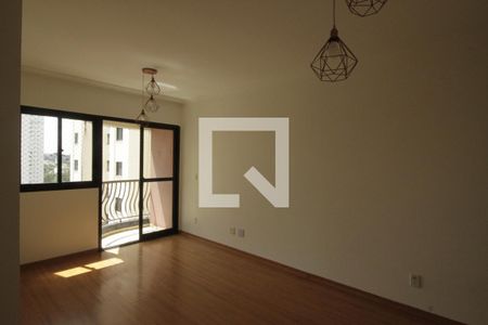 Sala  de apartamento à venda com 3 quartos, 70m² em Jardim Marajoara, São Paulo