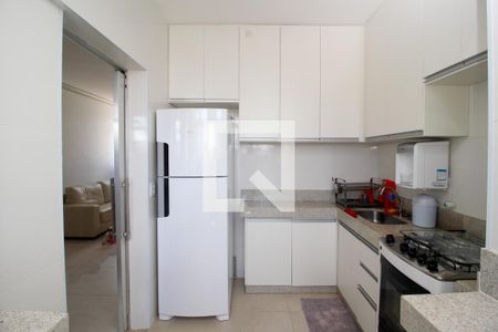 Cozinha de apartamento à venda com 3 quartos, 72m² em Santa Efigênia, Belo Horizonte
