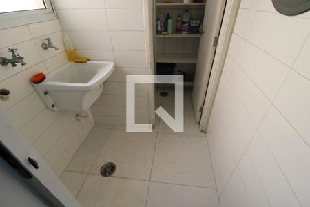 Apartamento para alugar com 147m², 3 quartos e 2 vagasÁrea de Serviço