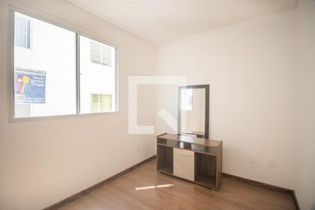 Quarto 1 de apartamento para alugar com 2 quartos, 37m² em Rubem Berta, Porto Alegre