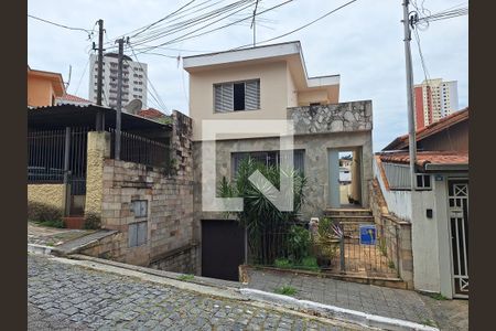 Casa à venda com 269m², 3 quartos e 3 vagasFachada