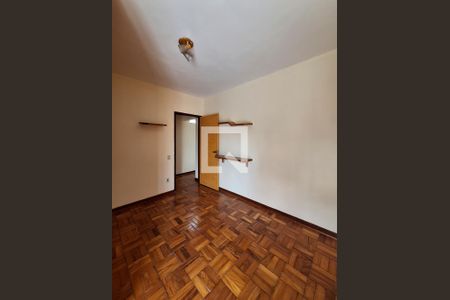 Casa à venda com 269m², 3 quartos e 3 vagasQuarto 2