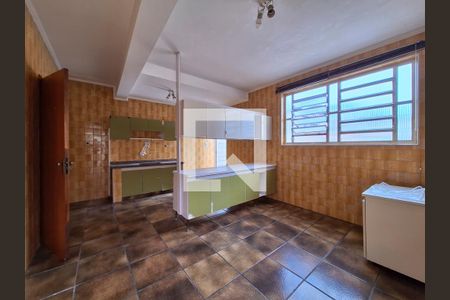 Casa à venda com 269m², 3 quartos e 3 vagasCozinha