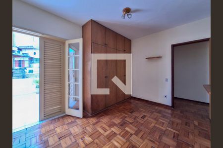 Casa à venda com 269m², 3 quartos e 3 vagasQuarto 2