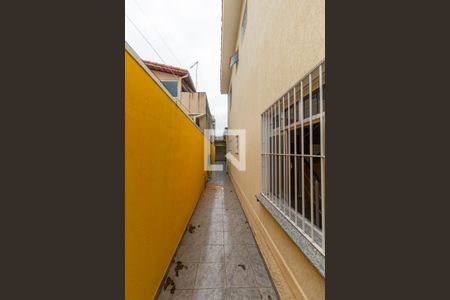 Casa para alugar com 300m², 3 quartos e 4 vagasCorredor