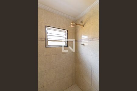 Casa para alugar com 300m², 3 quartos e 4 vagasBanheiro 2