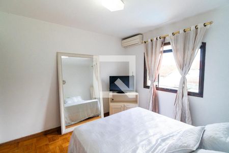 Quarto 1 de casa para alugar com 3 quartos, 180m² em Indianópolis, São Paulo