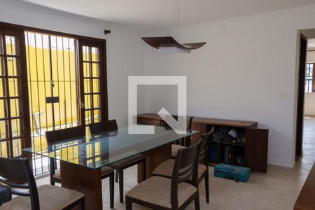 Sala de Jantar de casa à venda com 4 quartos, 188m² em Ferreira, São Paulo