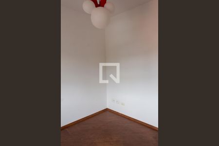 Quarto de casa à venda com 4 quartos, 188m² em Ferreira, São Paulo