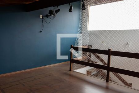 Casa à venda com 188m², 4 quartos e 1 vaga Casa à venda com 188m², 4 quartos e 1 vagaÁtico