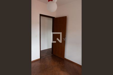 Quarto de casa à venda com 4 quartos, 188m² em Ferreira, São Paulo