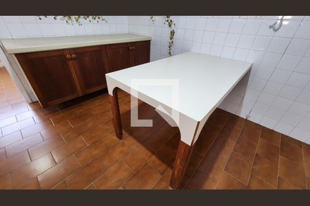 Apartamento para alugar com 90m², 2 quartos e 1 vagaDetalhe da cozinha