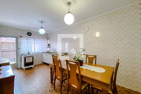 Casa à venda com 170m², 3 quartos e 2 vagasCozinha