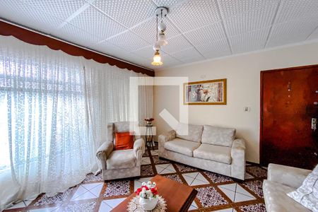 Casa à venda com 170m², 3 quartos e 2 vagasSala