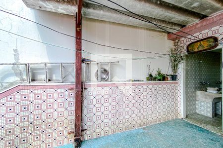 Casa à venda com 170m², 3 quartos e 2 vagasÁrea externa