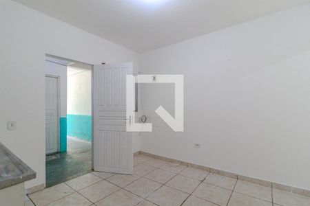 Sala de kitnet/studio para alugar com 2 quartos, 30m² em Jardim Record, Taboão da Serra