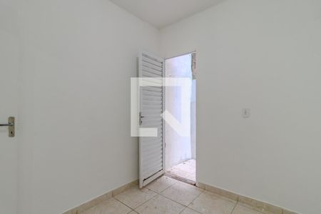 Quarto 2 de kitnet/studio para alugar com 2 quartos, 30m² em Jardim Record, Taboão da Serra